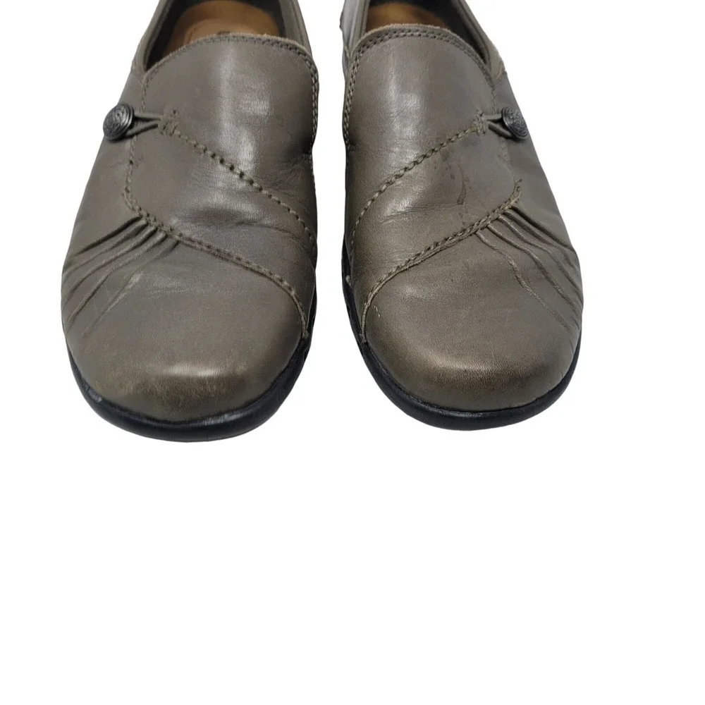 Cobb Hill Paulett Leather Loafers  7.5N Gray Pleated Detail Slip-On Comfort Shoe